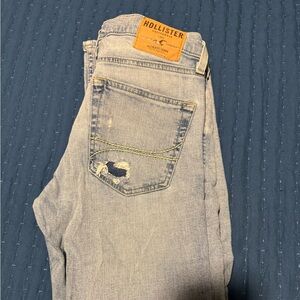 Hollister Men's Light Blue Jeans